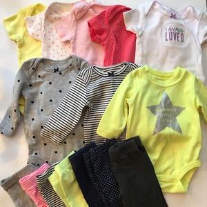 CARTER’S Lot of 15 pieces 3 month Pants and Onesie